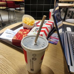 品爱阁下载安装
